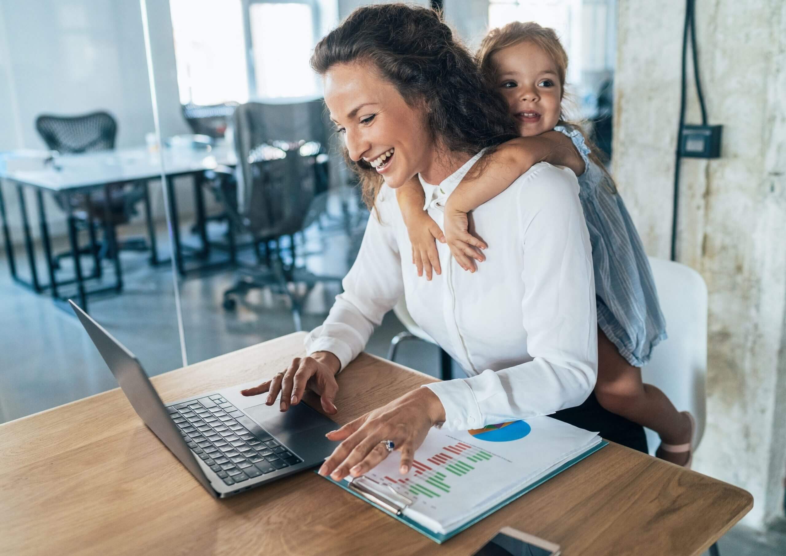 17 Best Side Hustles For Working Moms